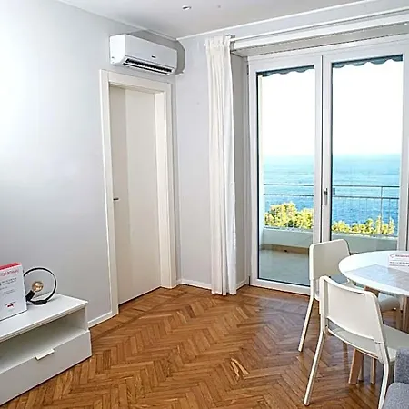 Hotel Marconi 442